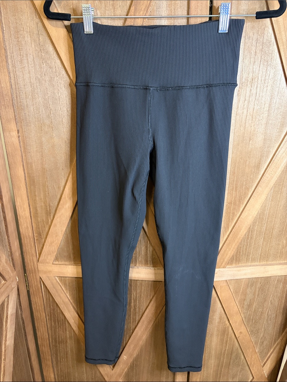 ATHLETA Elation Rib Tight Leggings SIZE MEDIUM